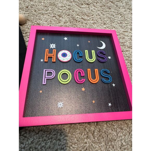 Halloween Decor - Picture 2 of 4